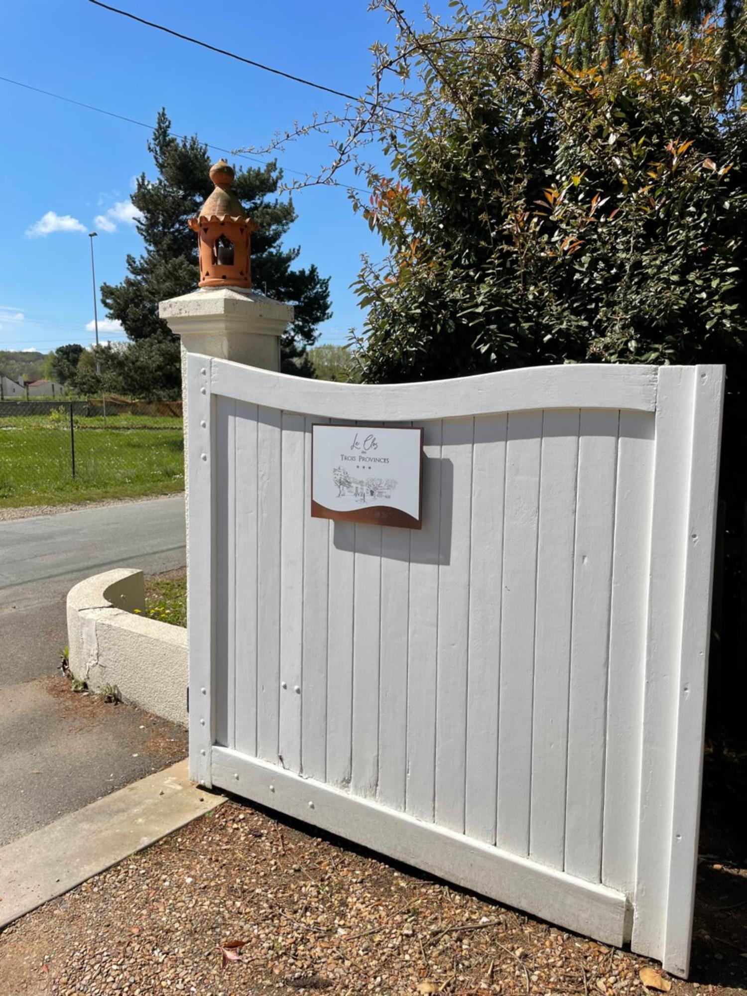 Le Clos Des Trois Provinces, Zoo De Beauval Noyers-sur-Cher Exterior photo